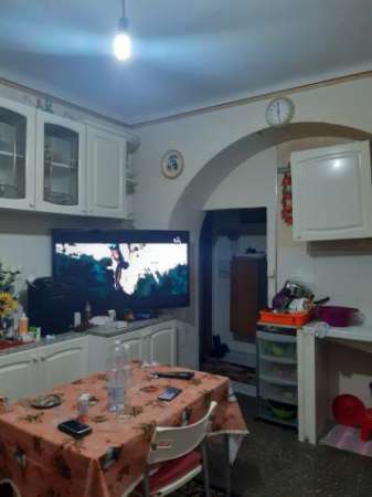 Foto Appartamento in vendita a Genova