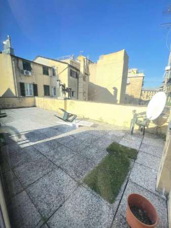 Foto Appartamento in vendita a Genova