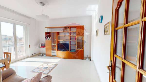 Foto Appartamento in vendita a Genova