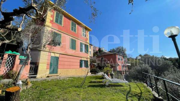 Foto Appartamento in vendita a Genova