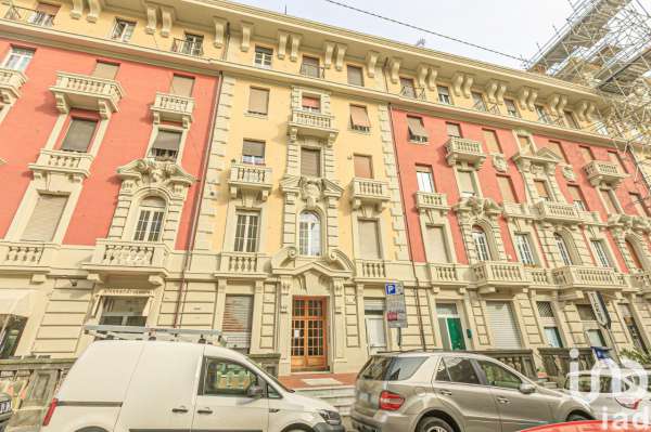 Foto Appartamento in vendita a Genova