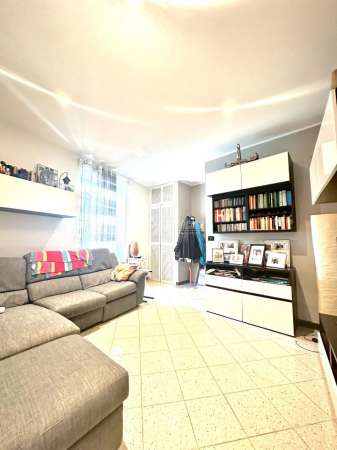 Foto Appartamento in vendita a Genova