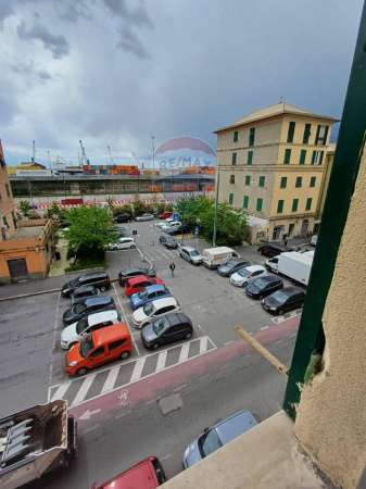 Foto Appartamento in vendita a Genova