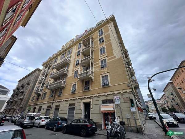 Foto Appartamento in vendita a Genova