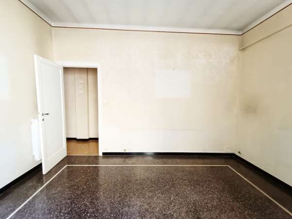 Foto Appartamento in vendita a Genova