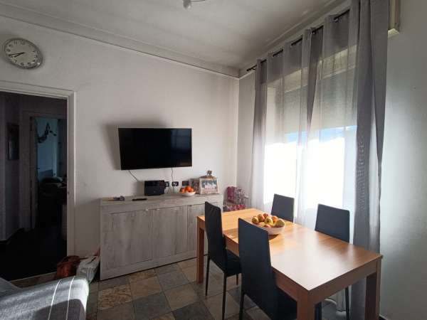 Foto Appartamento in vendita a Genova