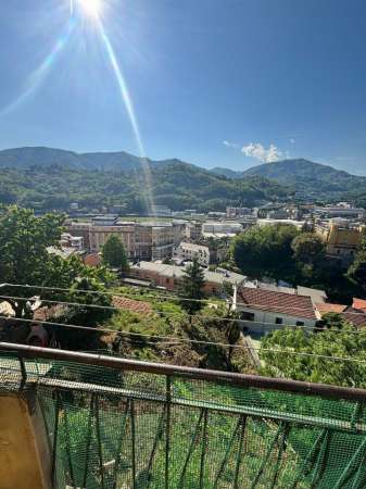 Foto Appartamento in vendita a Genova