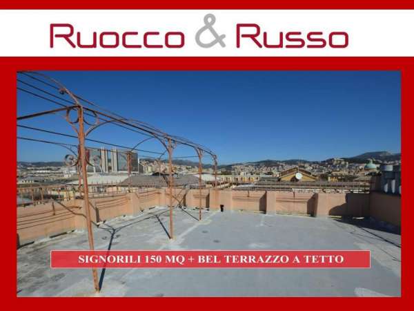 Foto Appartamento in vendita a Genova