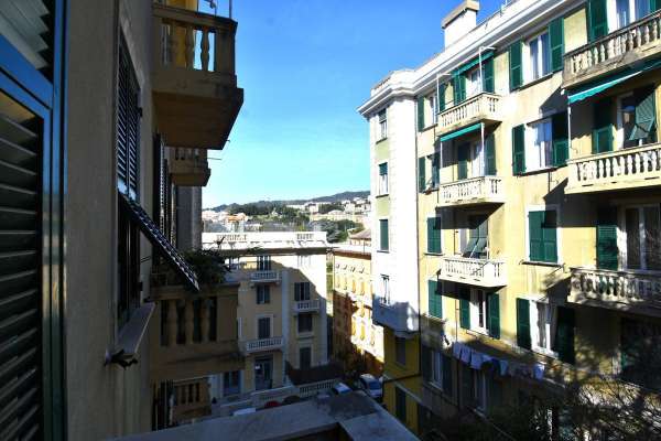 Foto Appartamento in vendita a Genova