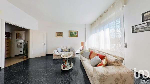 Foto Appartamento in vendita a Genova
