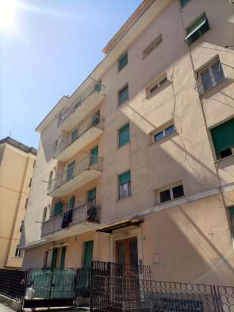 Foto Appartamento in vendita a Genova
