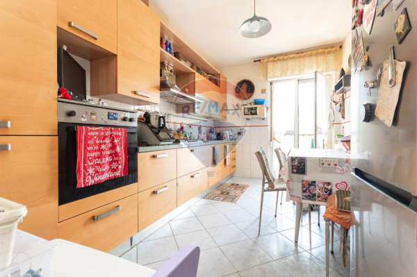 Foto Appartamento in vendita a Genova