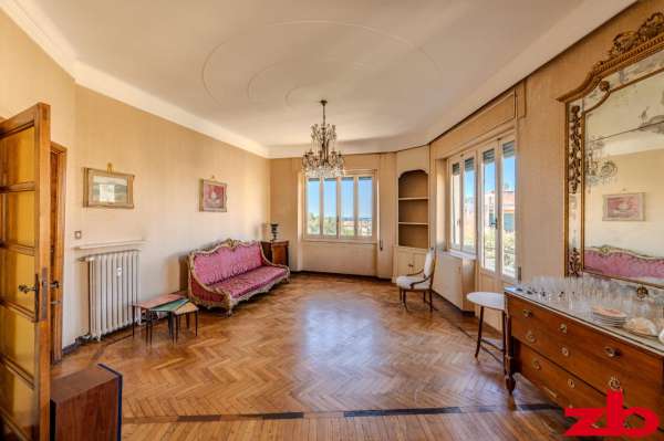 Foto Appartamento in vendita a Genova