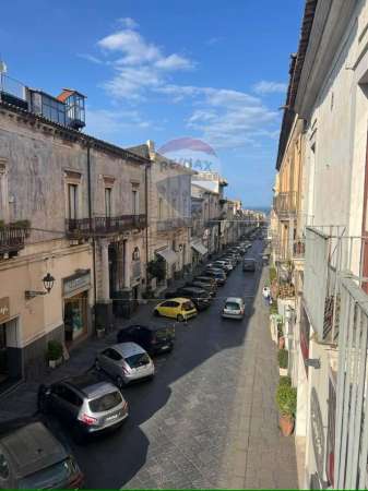 Foto Appartamento in vendita a Giarre