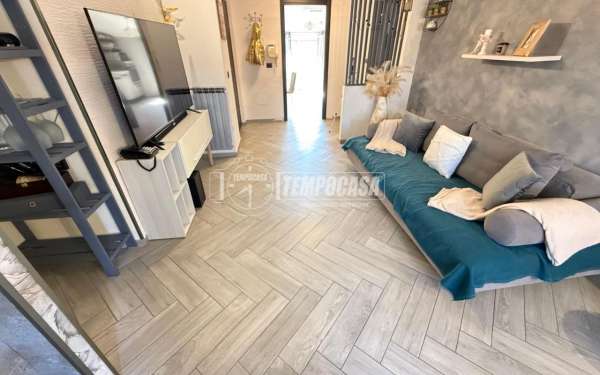 Foto Appartamento in vendita a Giugliano In Campania