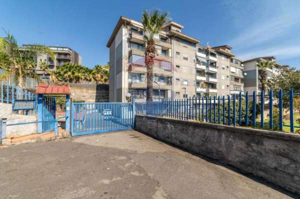 Foto Appartamento in vendita a Gravina di Catania
