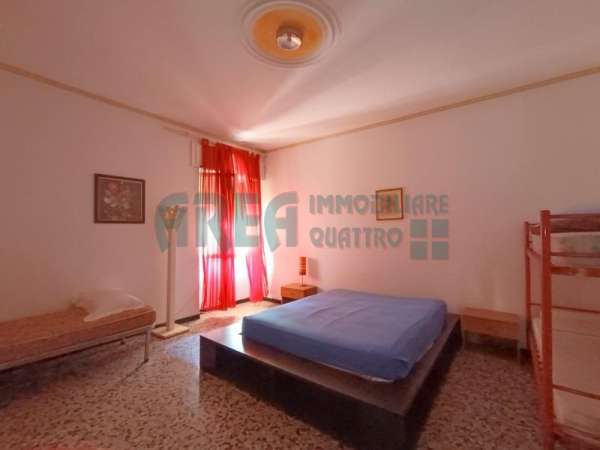 Foto Appartamento in vendita a Imperia