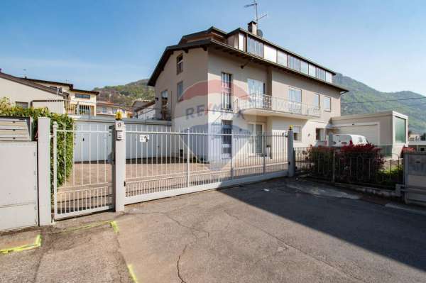 Foto Appartamento in vendita a Iseo
