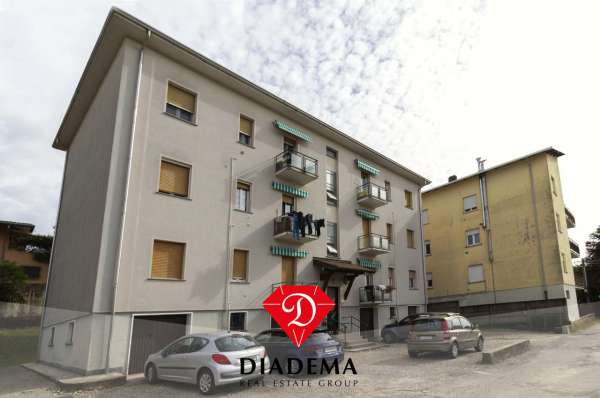Foto Appartamento in vendita a Jerago Con Orago