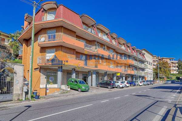Foto Appartamento in vendita a Jerago Con Orago