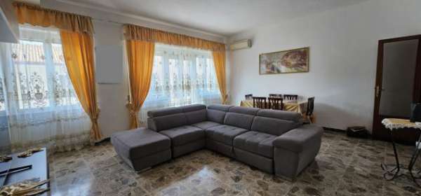 Foto Appartamento in vendita a Jesi