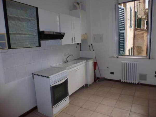 Foto Appartamento in vendita a Jesi