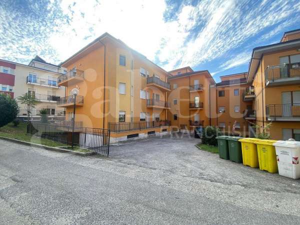 Foto Appartamento in vendita a L'Aquila
