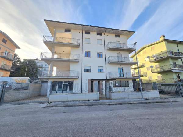Foto Appartamento in vendita a L'Aquila