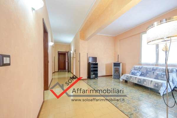 Foto Appartamento in vendita a La Maddalena