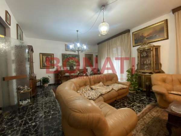 Foto Appartamento in vendita a La Spezia