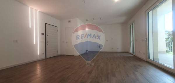 Foto Appartamento in vendita a Lecco