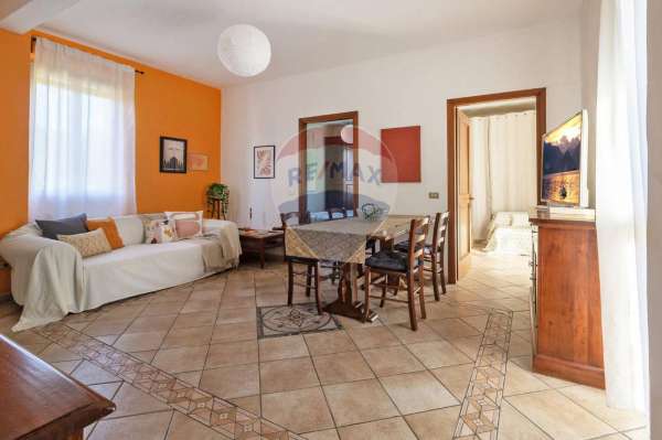 Foto Appartamento in vendita a Leggiuno