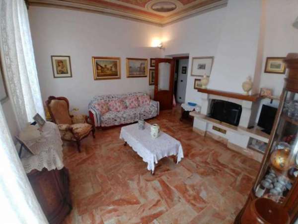 Foto Appartamento in vendita a Levanto