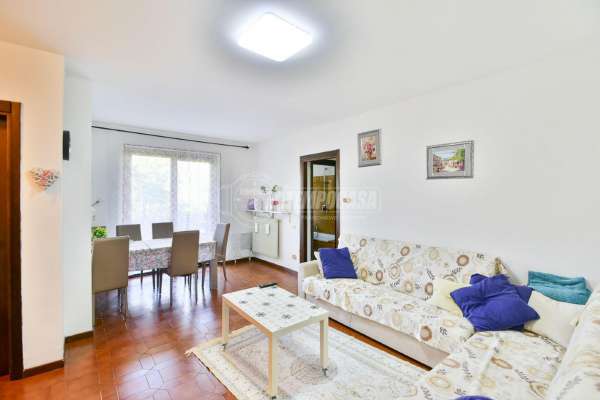 Foto Appartamento in vendita a Lipomo
