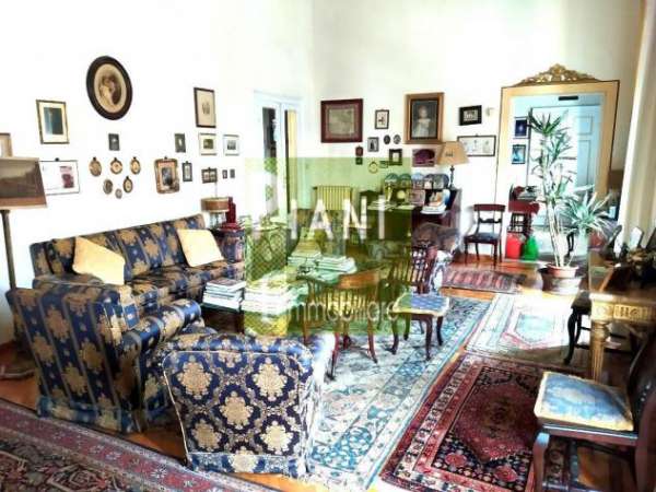 Foto Appartamento in vendita a Livorno 308 mq  Rif: 1278129