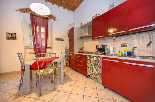 Foto Appartamento in vendita a Livorno