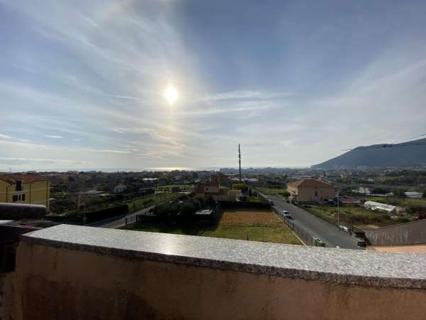 Foto Appartamento in vendita a Loano