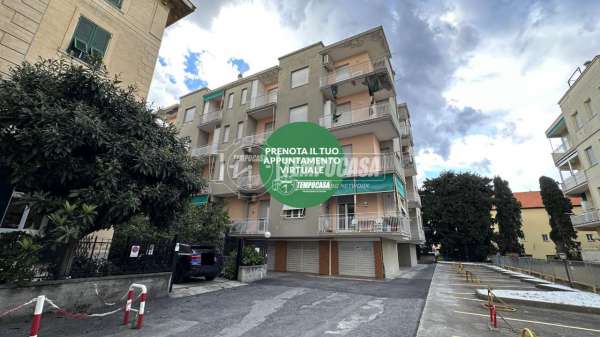 Foto Appartamento in vendita a Loano
