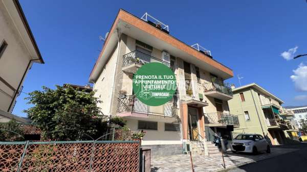 Foto Appartamento in vendita a Loano
