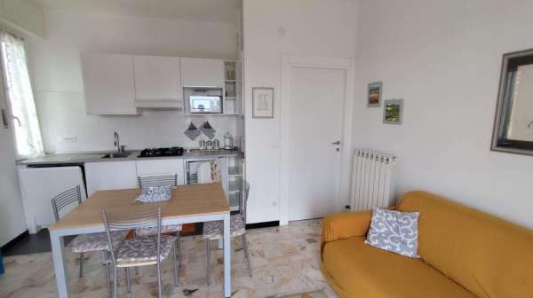 Foto Appartamento in vendita a Loano