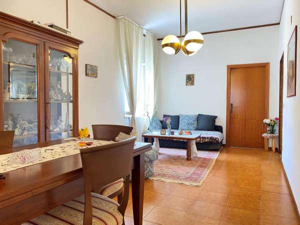 Foto Appartamento in vendita a Loreto