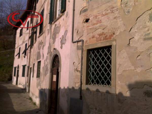 Foto Appartamento in vendita a Loro Ciuffenna