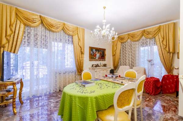 Foto Appartamento in vendita a Macerata