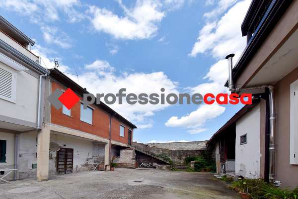 Foto Appartamento in vendita a Macerata Campania