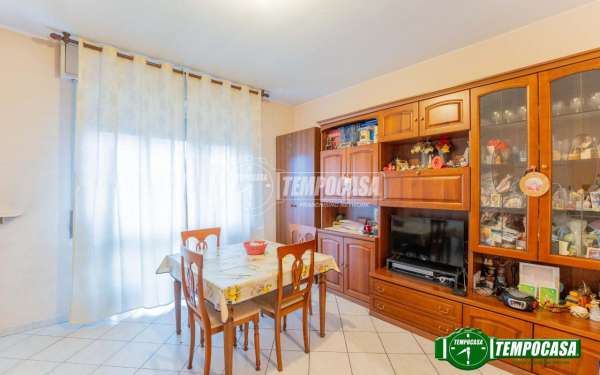 Foto Appartamento in vendita a Magenta