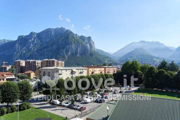 Foto Appartamento in vendita a Malgrate