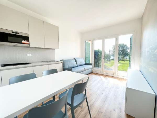 Foto Appartamento in vendita a Manerba Del Garda