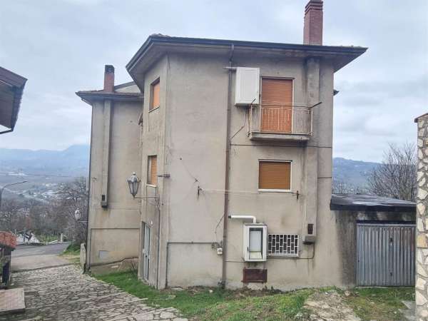 Foto Appartamento in vendita a Manocalzati
