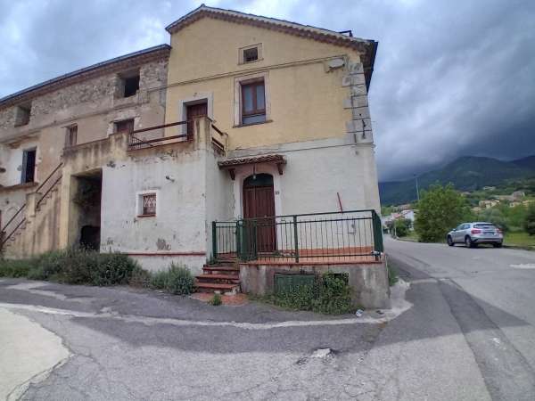 Foto Appartamento in vendita a Marano Principato