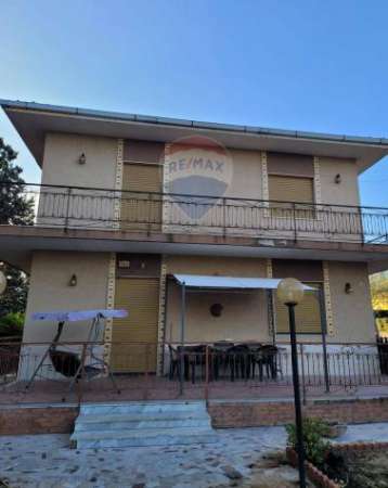 Foto Appartamento in vendita a Mascalucia